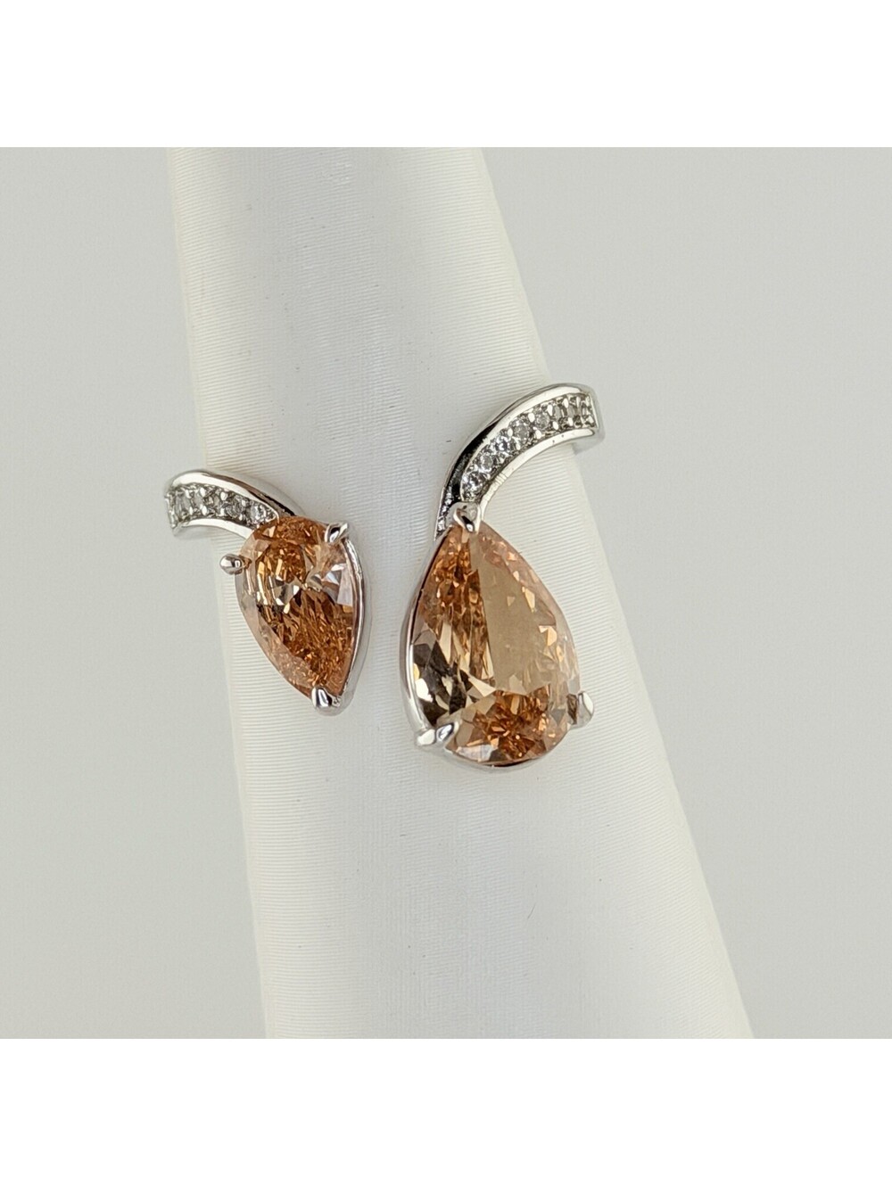 Bomb Party Ring Size 8 "Warm Wishes" Smokey Topaz CZ on Rhodium Plating